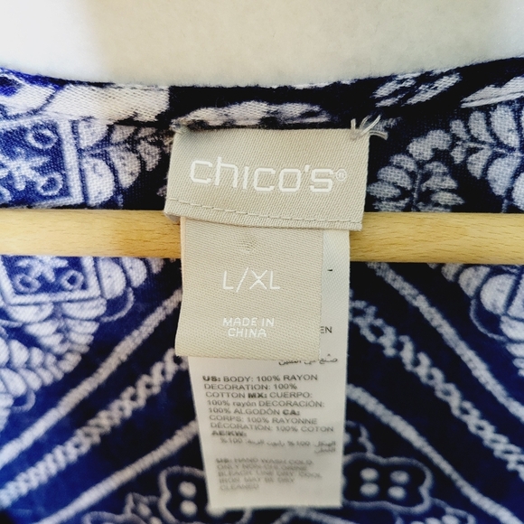 Chico's Blue White Tie Dye Diamond Print Ruana Wrap Size L/XL - Picture 2 of 5